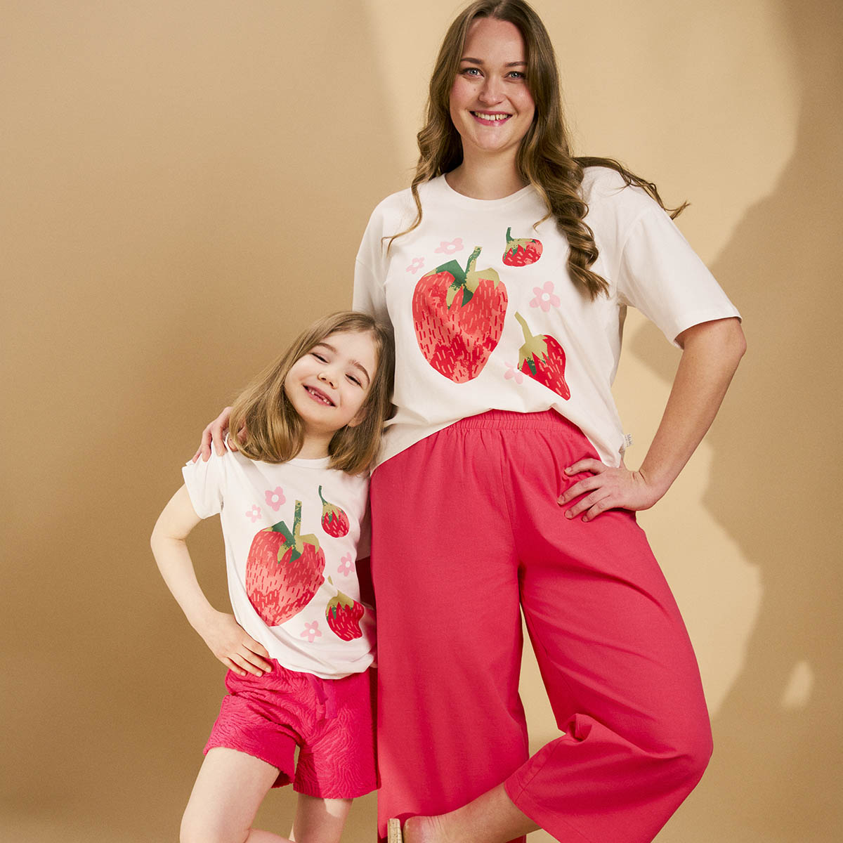 Lily t-shirt for women, Fragola, white