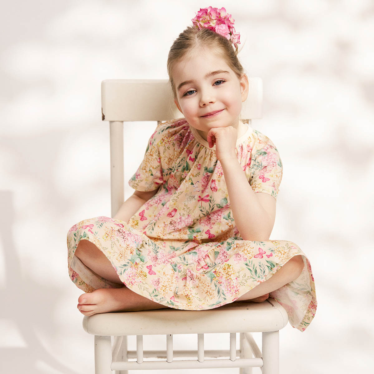 Lilacs dress, short-sleeved, yellow