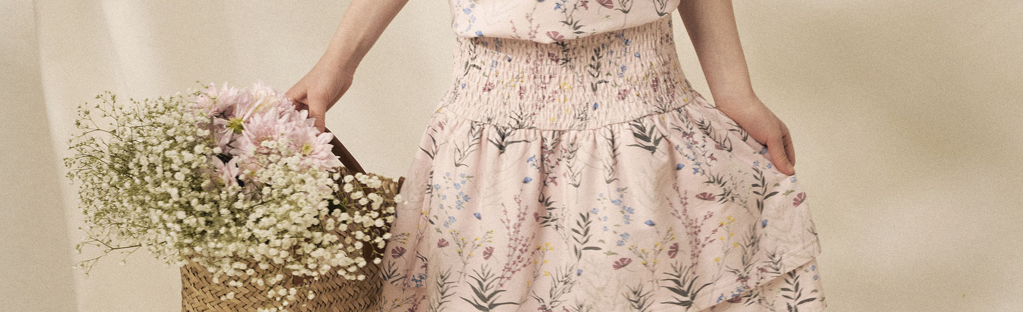 Dresses & Skirts