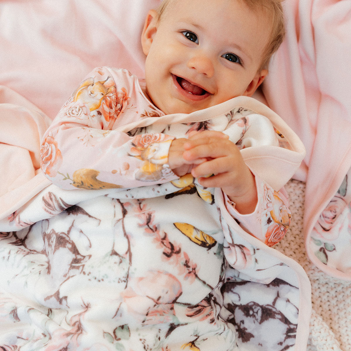 Violet blanket, pink