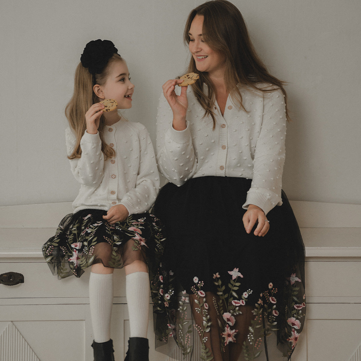Flower tulle skirt, black