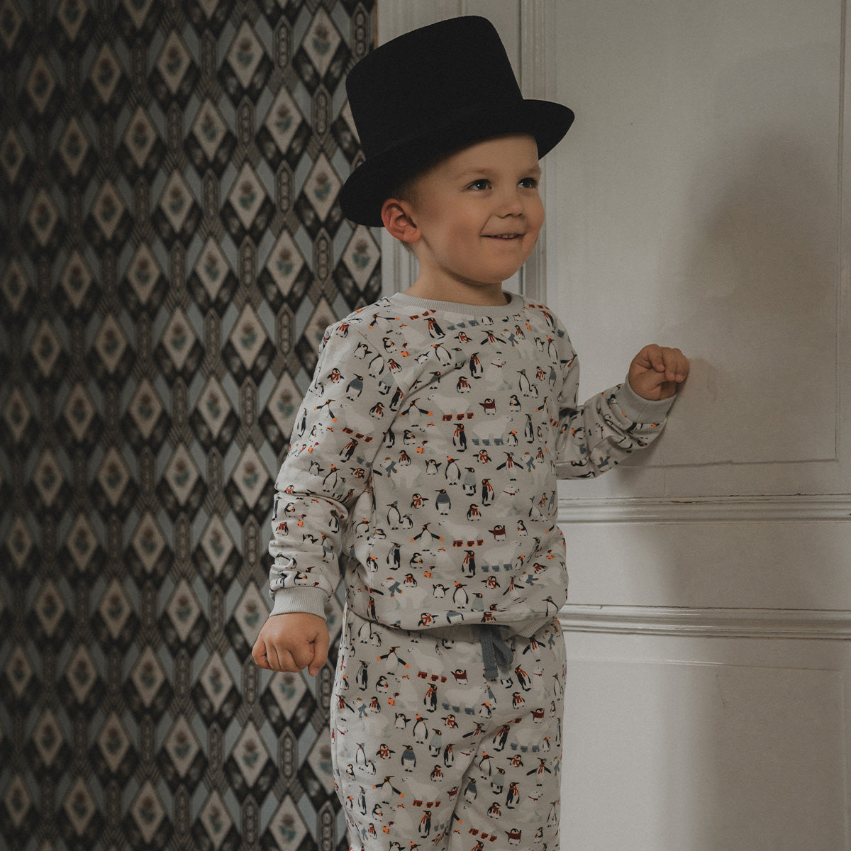 Winter Friends college trousers, grey