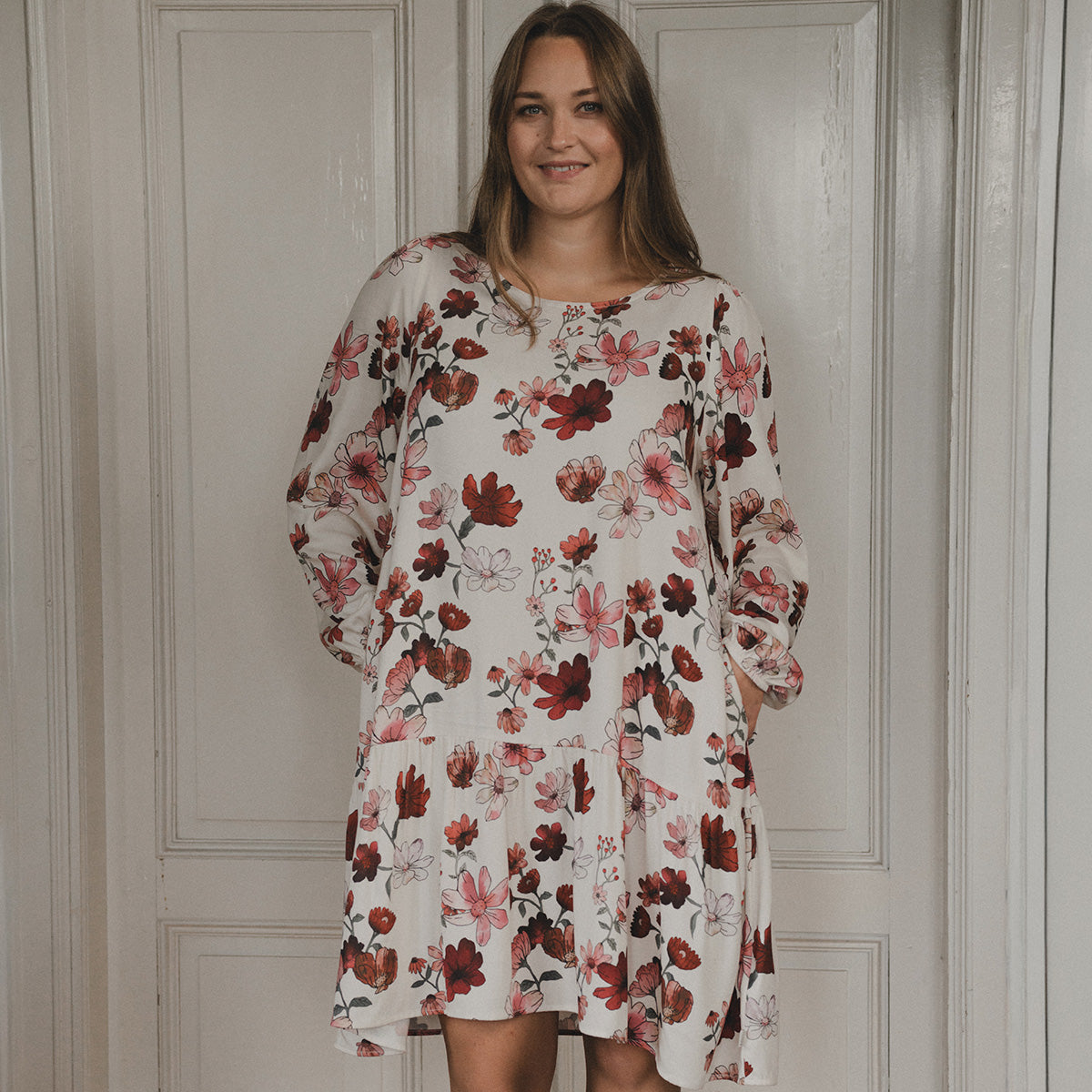 Laura dress, Winter Garden, natural white