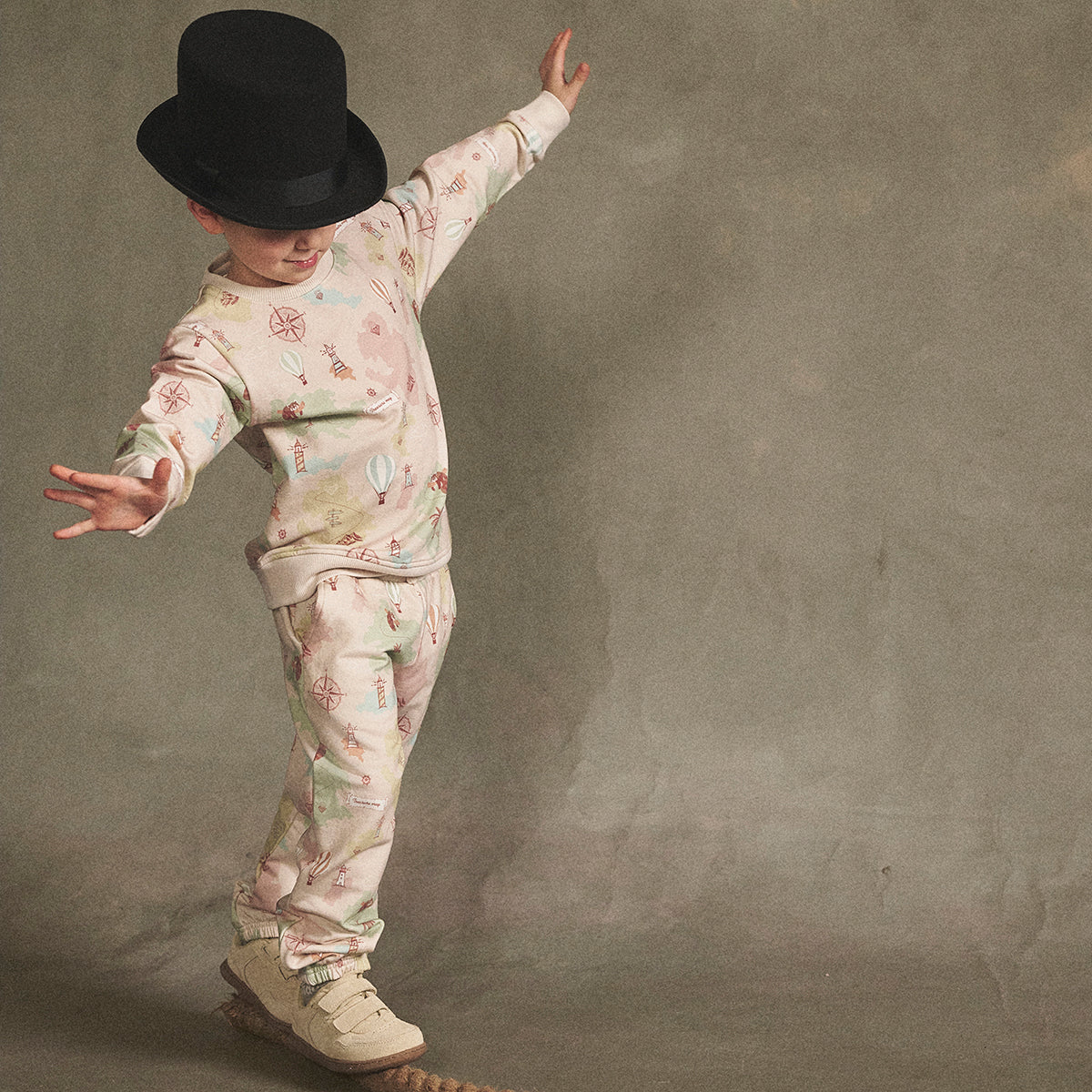 Route college trousers, beige